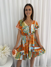 Load image into Gallery viewer, Greens Beach Dress