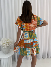 Load image into Gallery viewer, Greens Beach Dress